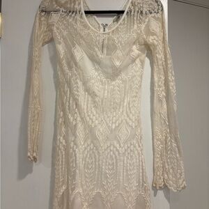 Elegant Cream Lace Dress